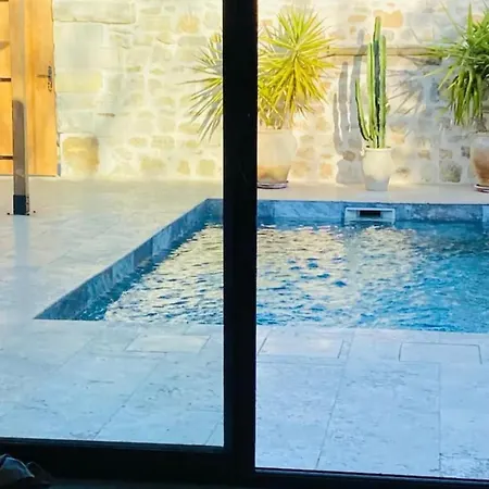 Exceptionnelle Petite Maison Avec Piscine Privee Aux Portes D'arles